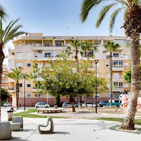 Gemuetliche 800 Meter Von Del Cura Entfernt * Торевьиа